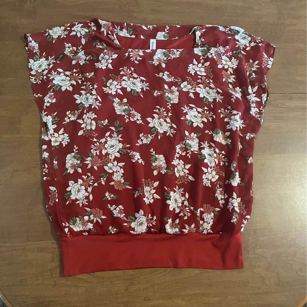 4 extra small blouses - Picture 2 of 9